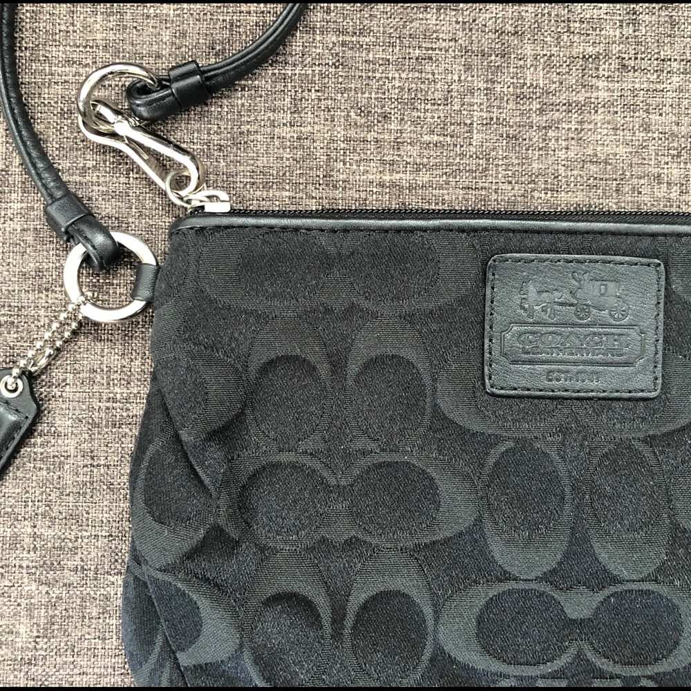 Coach - Black Wristlet - Picture 2 of 7